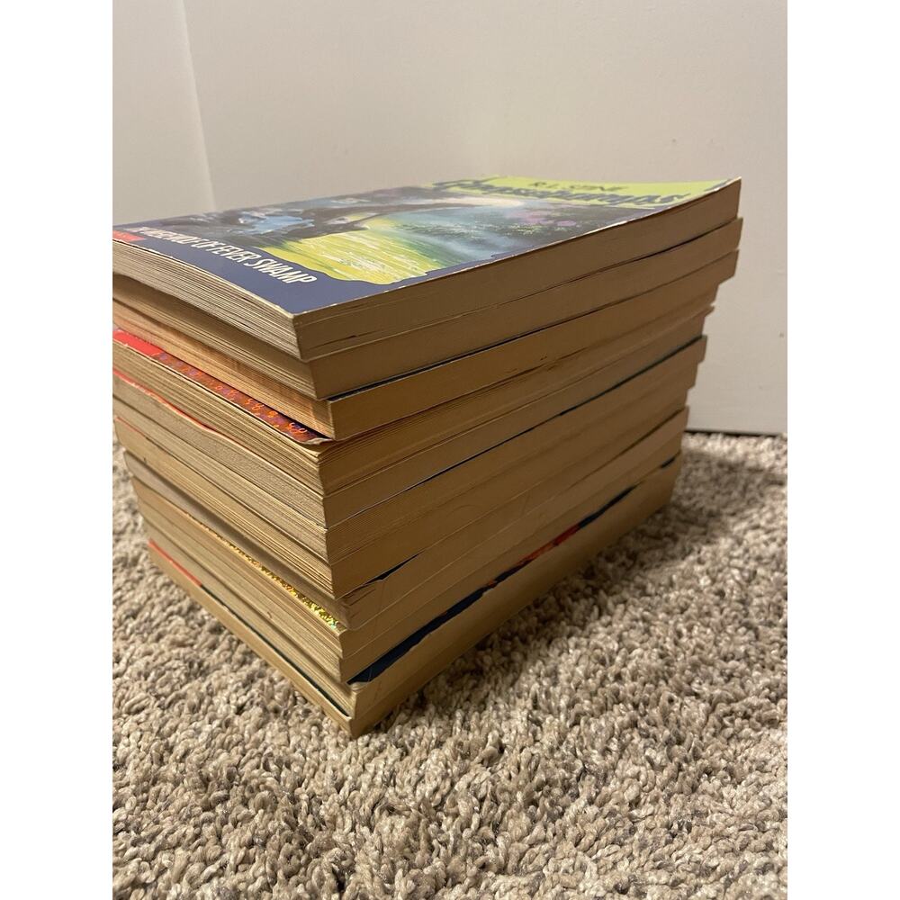 Goosebumps Books Lot Of 12 by R.L. Stine Mixed Editions 1990s Paperback VTG - Picture 10 of 12